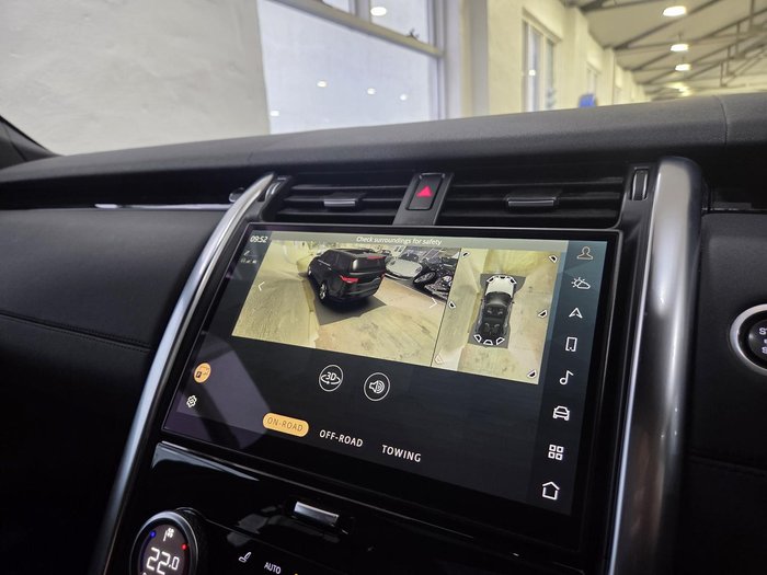 2021 Land Rover Discovery D300 SE
