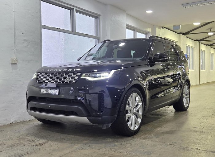2021 Land Rover Discovery D300 SE