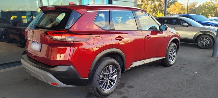2024 Nissan X-TRAIL ST