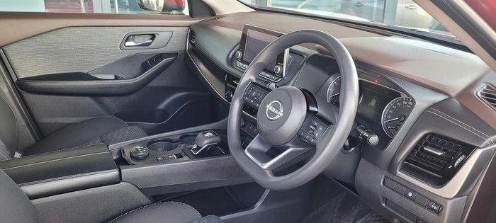 2024 Nissan X-TRAIL ST