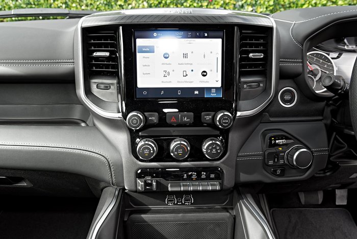 2026 RAM 1500 Express Black Edition Hurricane SO