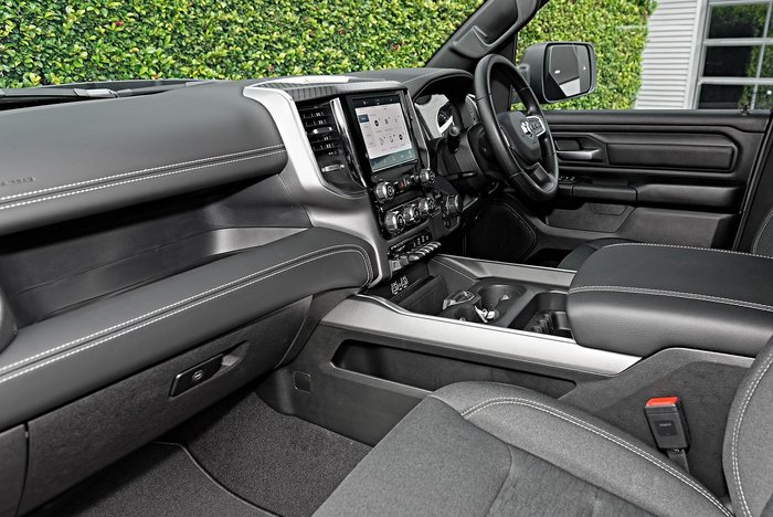 2026 RAM 1500 Express Black Edition Hurricane SO