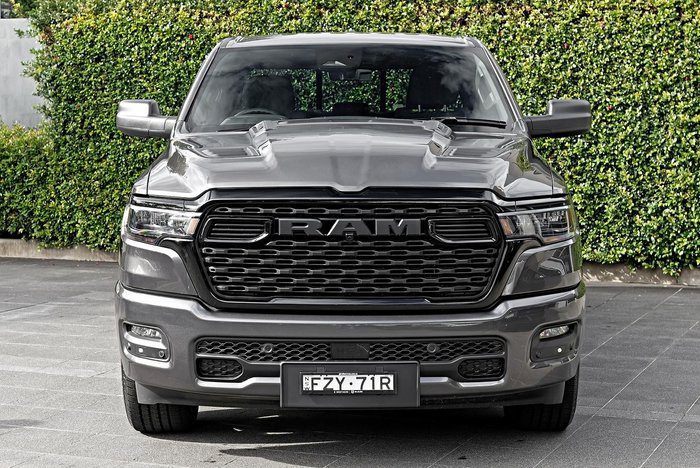 2026 RAM 1500 Express Black Edition Hurricane SO