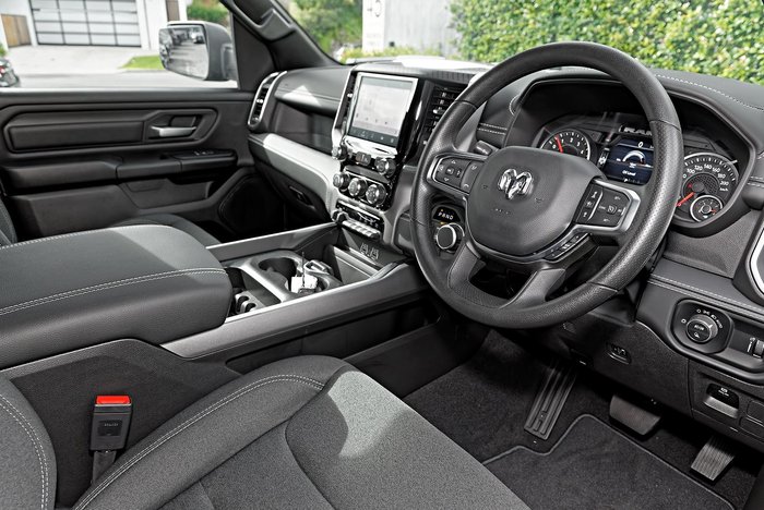 2026 RAM 1500 Express Black Edition Hurricane SO
