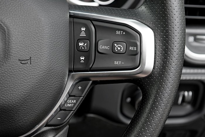 2026 RAM 1500 Express Black Edition Hurricane SO