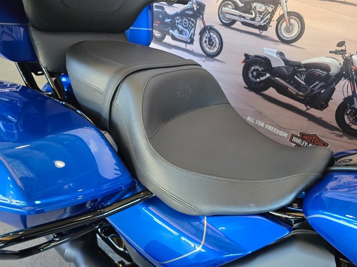 2025 HARLEY-DAVIDSON FLHXU STREET GLIDE ULTRA (117)