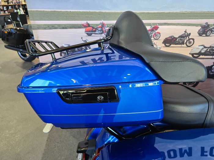 2025 HARLEY-DAVIDSON FLHXU STREET GLIDE ULTRA (117)