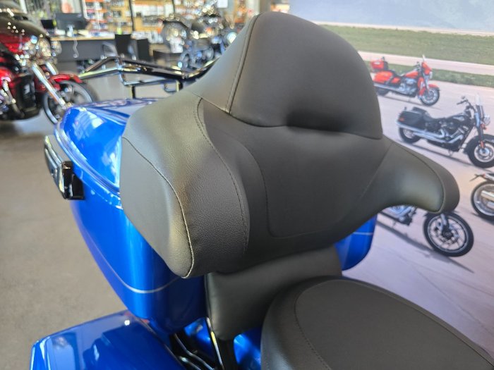 2025 HARLEY-DAVIDSON FLHXU STREET GLIDE ULTRA (117)