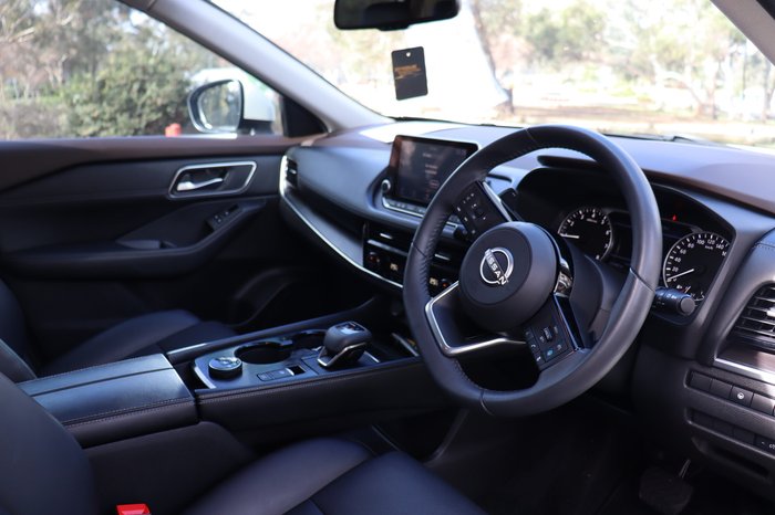 2024 Nissan X-TRAIL ST-L