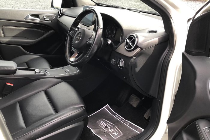 2017 Mercedes-Benz B-Class B180