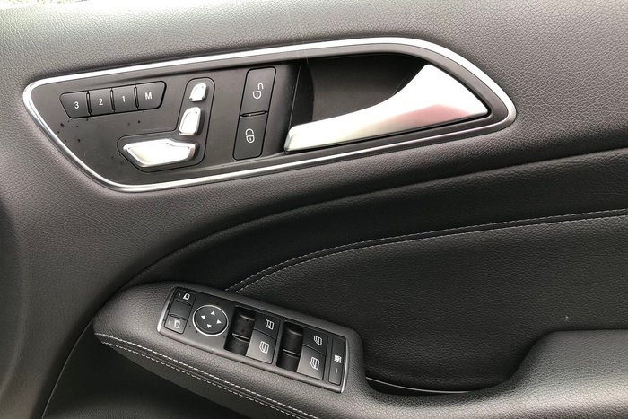 2017 Mercedes-Benz B-Class B180