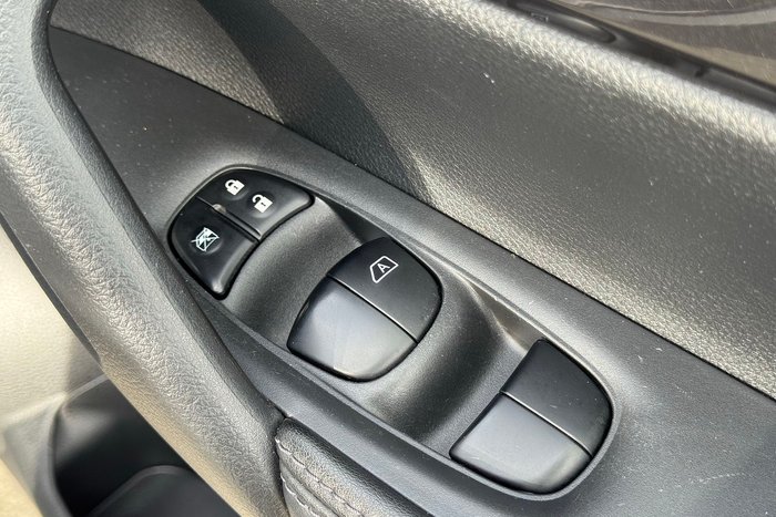 2021 Nissan X-TRAIL ST-L