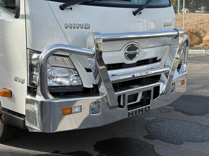 2025 Hino 300 Series