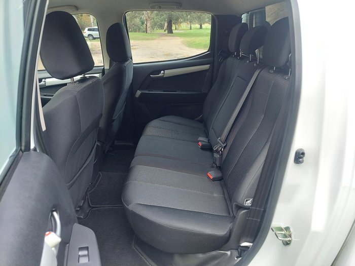 2017 Isuzu D-MAX LS-M