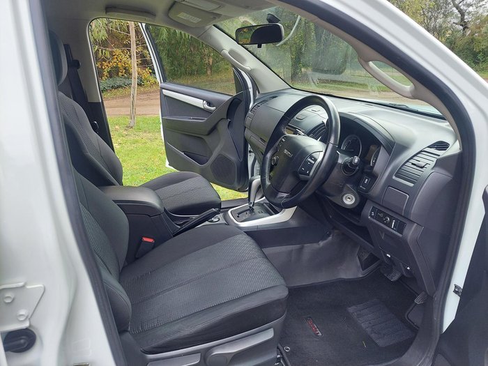 2017 Isuzu D-MAX LS-M