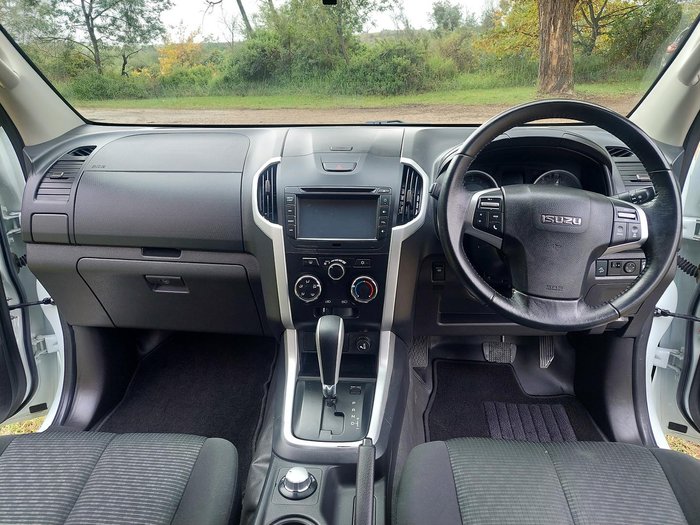 2017 Isuzu D-MAX LS-M