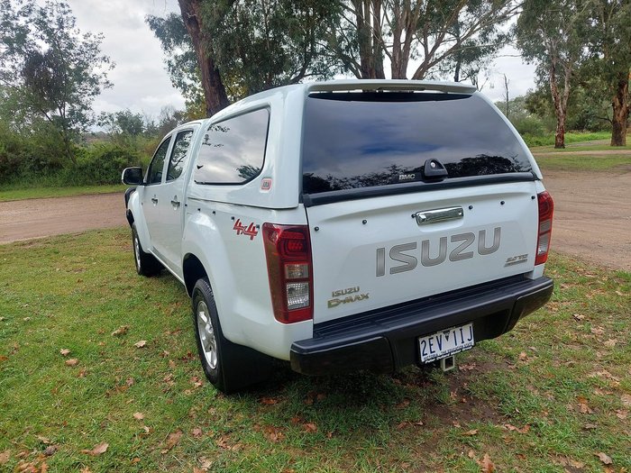 2017 Isuzu D-MAX LS-M