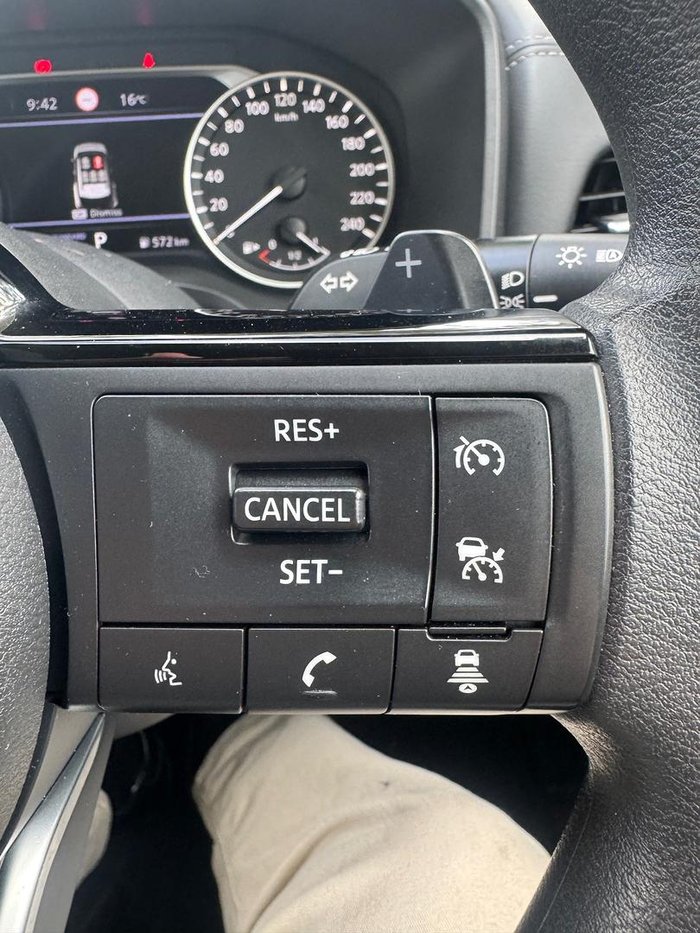 2024 Nissan X-TRAIL ST