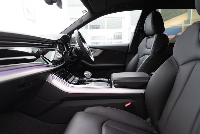 2025 Audi Q8 50 TDI S line
