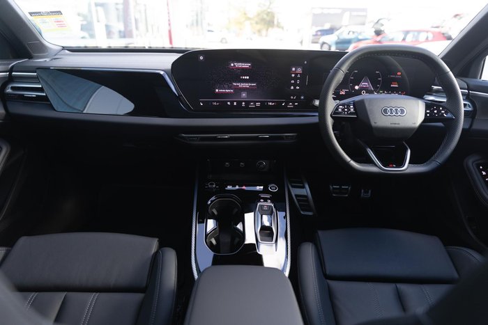 2025 Audi A5 TFSI 200kW S line