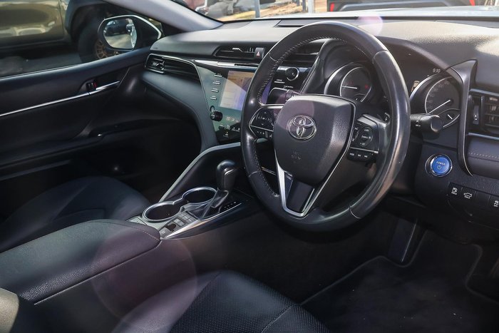 2020 Toyota Camry SL
