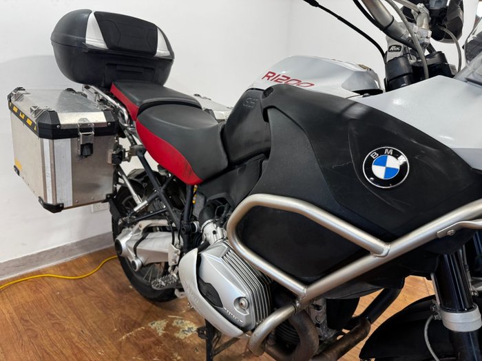 2006 BMW Motorrad R1200 GS WHITE
