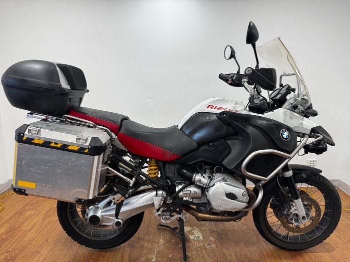 2006 BMW Motorrad R1200 GS WHITE