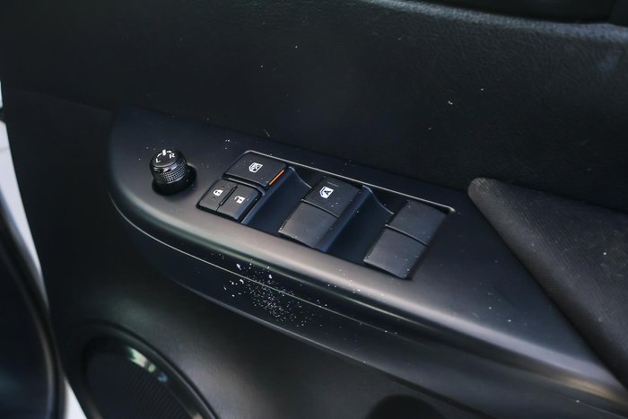 2024 Toyota Hilux SR