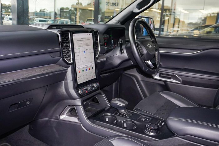 2024 Ford Everest Platinum
