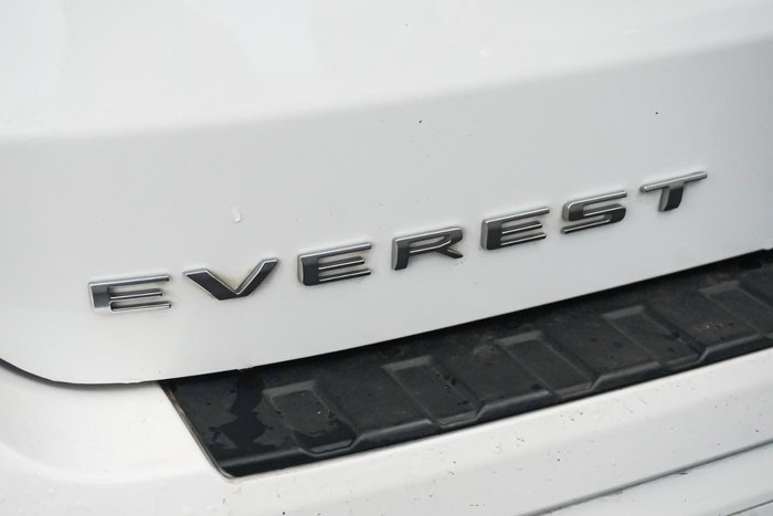 2024 Ford Everest Platinum