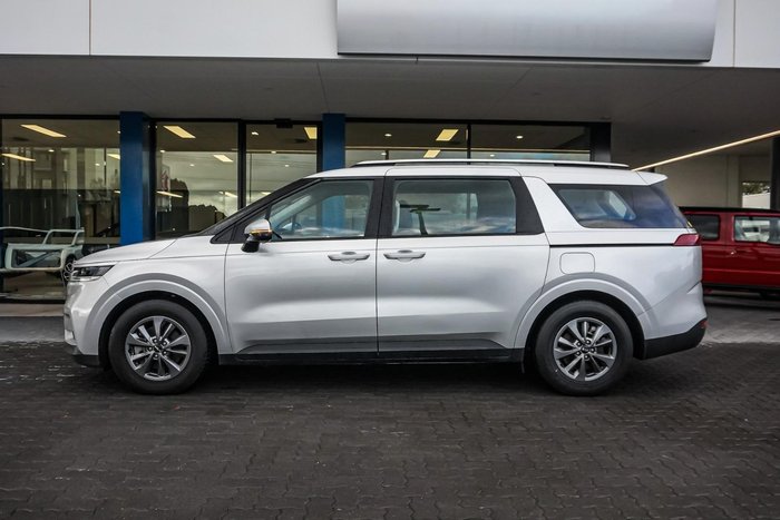 2022 Kia Carnival S
