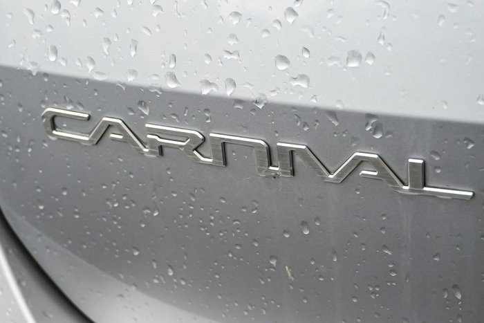 2022 Kia Carnival S