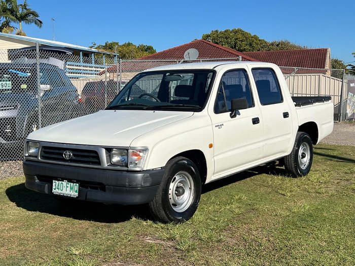 2000 Toyota Hilux RZN149R French Vanilla