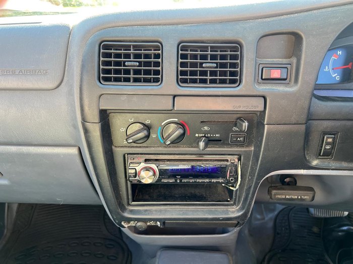 2000 Toyota Hilux RZN149R French Vanilla