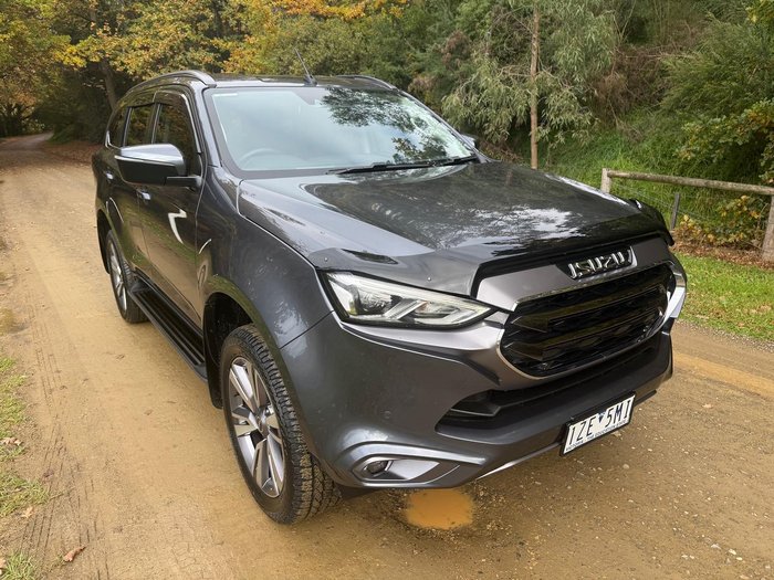 2023 Isuzu MU-X LS-T