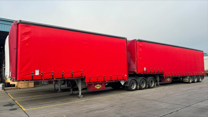 2015 Krueger 34P Drop Deck Red