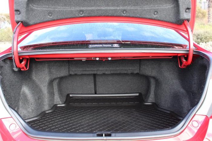 2016 Toyota Camry RZ
