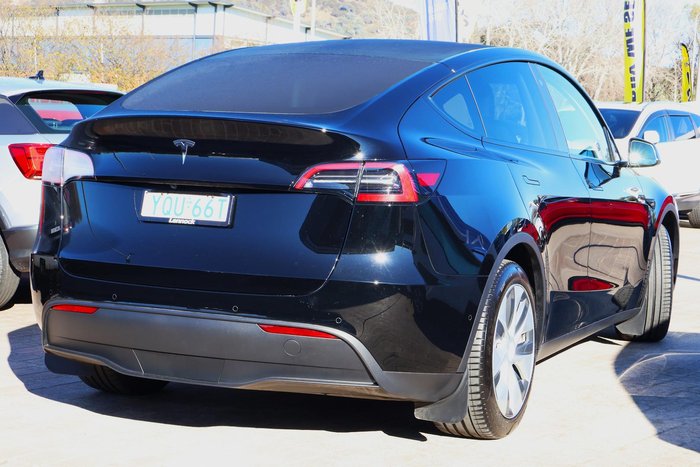 2023 Tesla Model Y Rear-Wheel Drive
