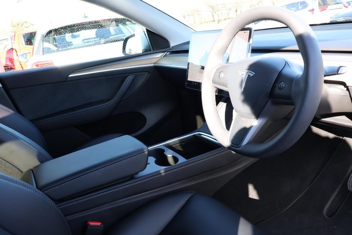 2023 Tesla Model Y Rear-Wheel Drive
