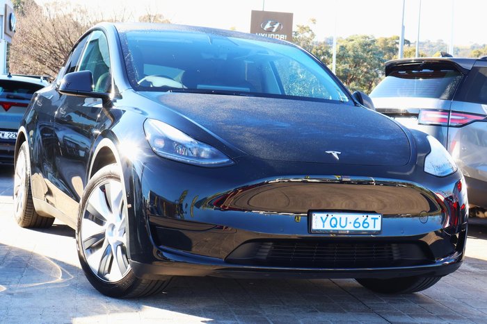 2023 Tesla Model Y Rear-Wheel Drive