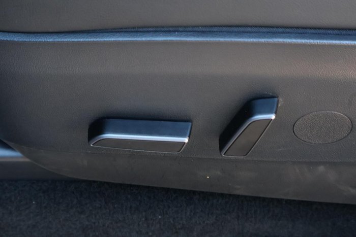 2023 Tesla Model Y Rear-Wheel Drive