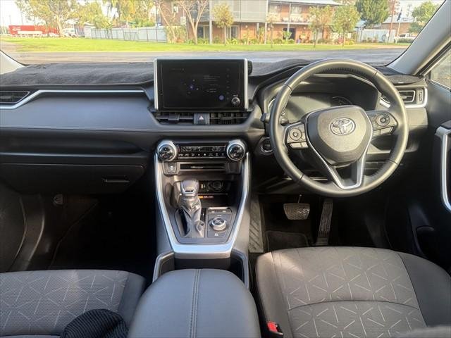 2024 Toyota RAV4 GXL