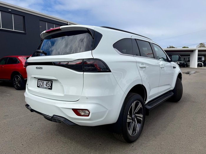 2026 Isuzu MU-X LS-T