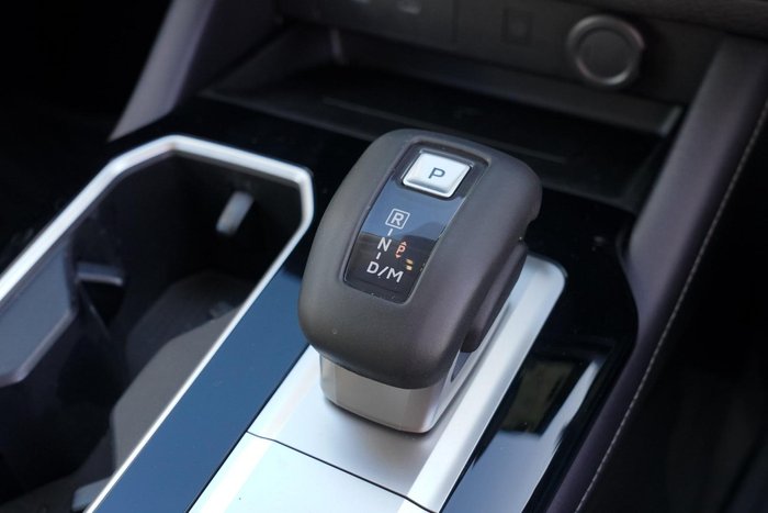 2025 Mitsubishi Outlander LS