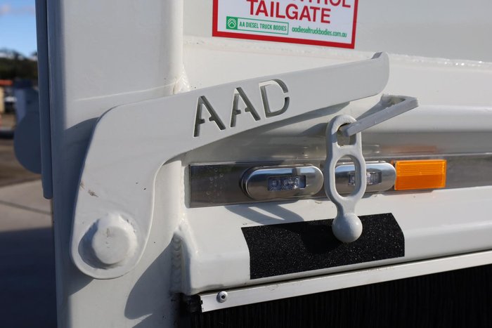 2026 Fuso Shogun FS86 360 White