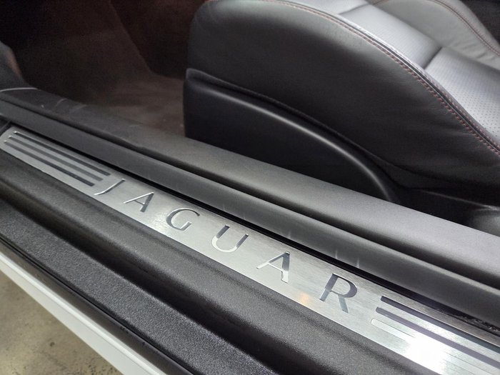 2013 Jaguar XKR