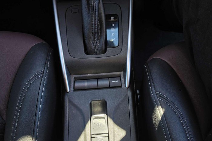 2025 Suzuki Fronx Hybrid KW Opulent Red Pearl Metallic + Bluish Black Pearl