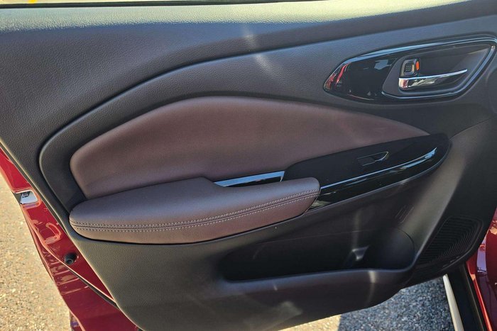 2025 Suzuki Fronx Hybrid KW Opulent Red Pearl Metallic + Bluish Black Pearl