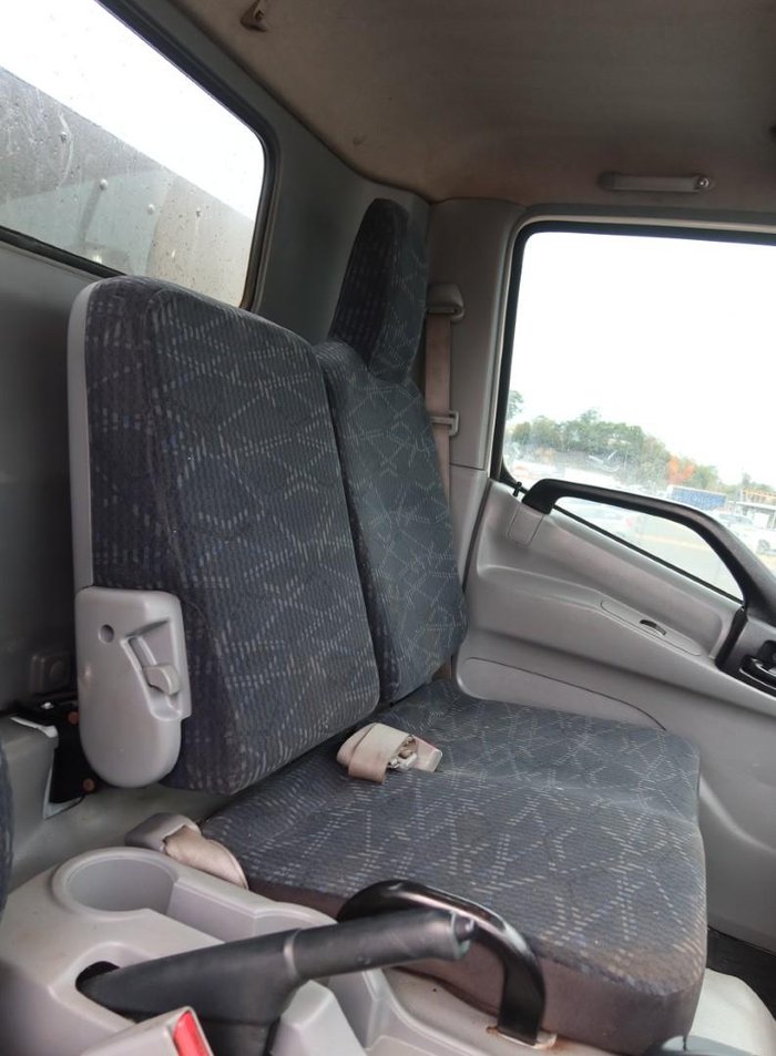 2017 Hino 300 Series 921