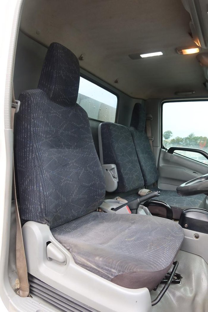 2017 Hino 300 Series 921